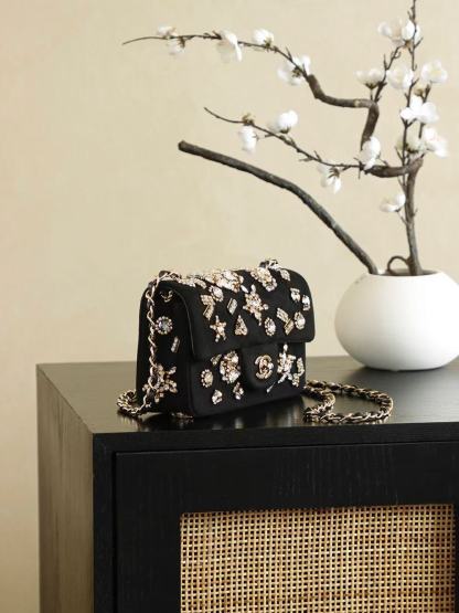 CC 25 Mini Classic Flap Bag 20cm Black Velvet Strass Gold Hardware