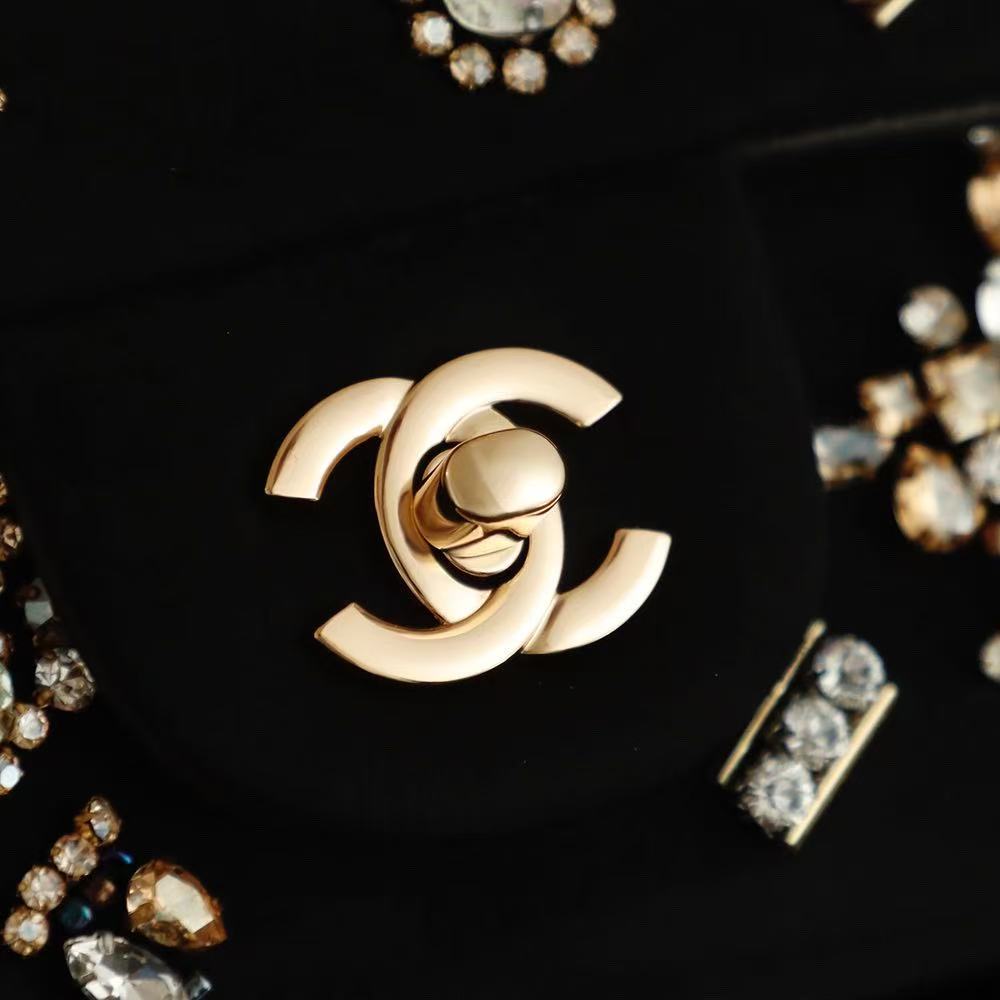 CC 25 Mini Classic Flap Bag 20cm Black Velvet Strass Gold Hardware
