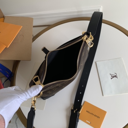 LV ODÉON  PM BLACK 28CM M45353
