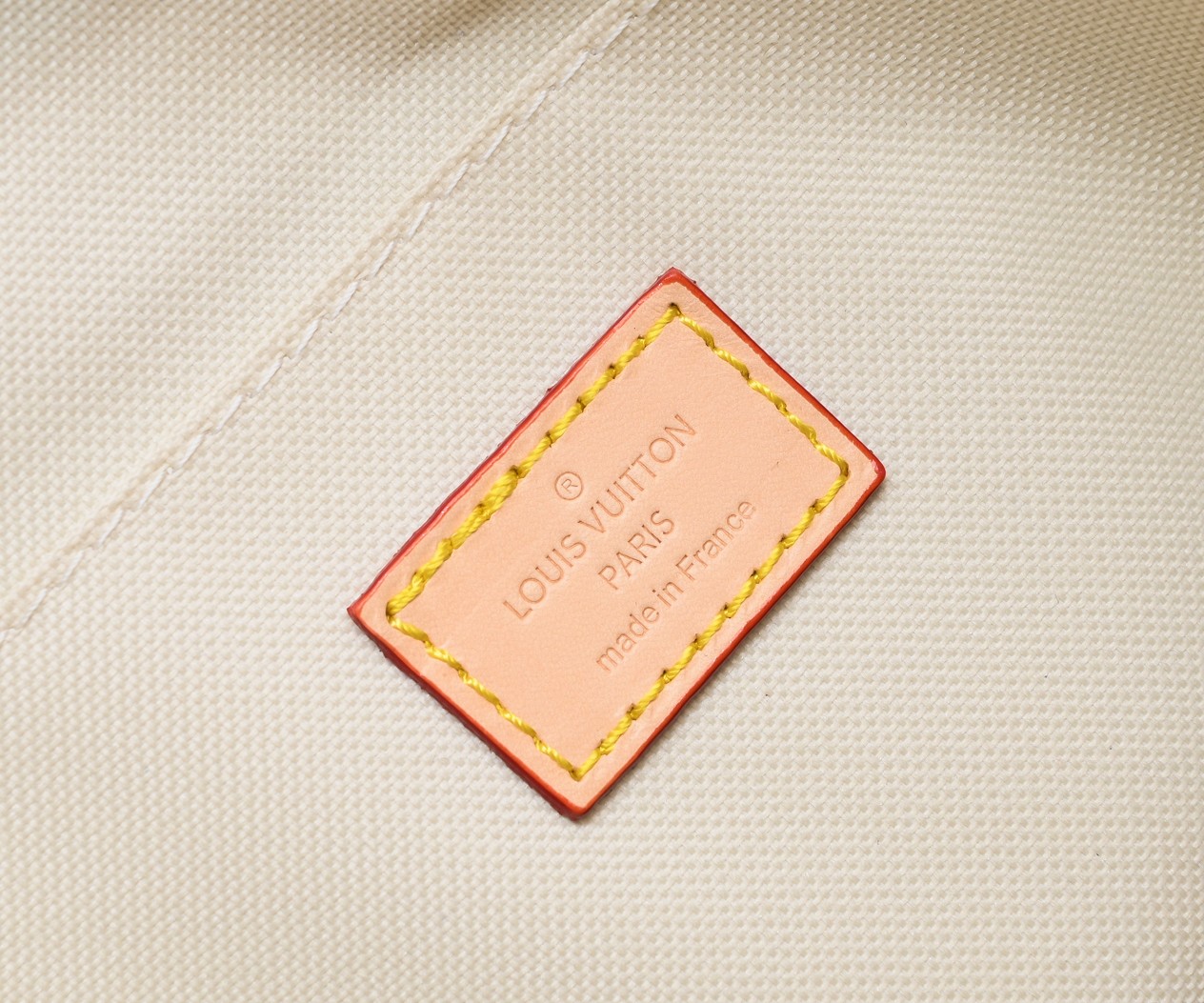 LV TOTALLY MM DAMIER AZUR 43CM