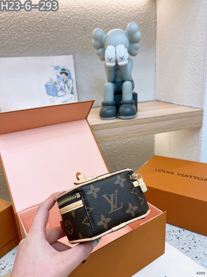 LV PETITE BOITE CHAPEAU BEIGE AND BROWN 13CM