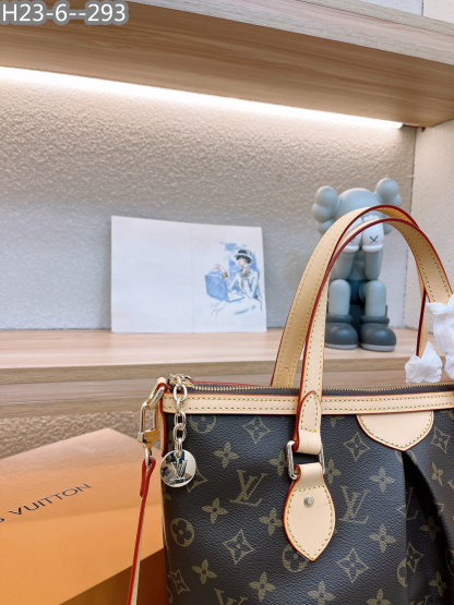 LV PALERMO PM MONOGRAM SHOULDER BAG 31CM