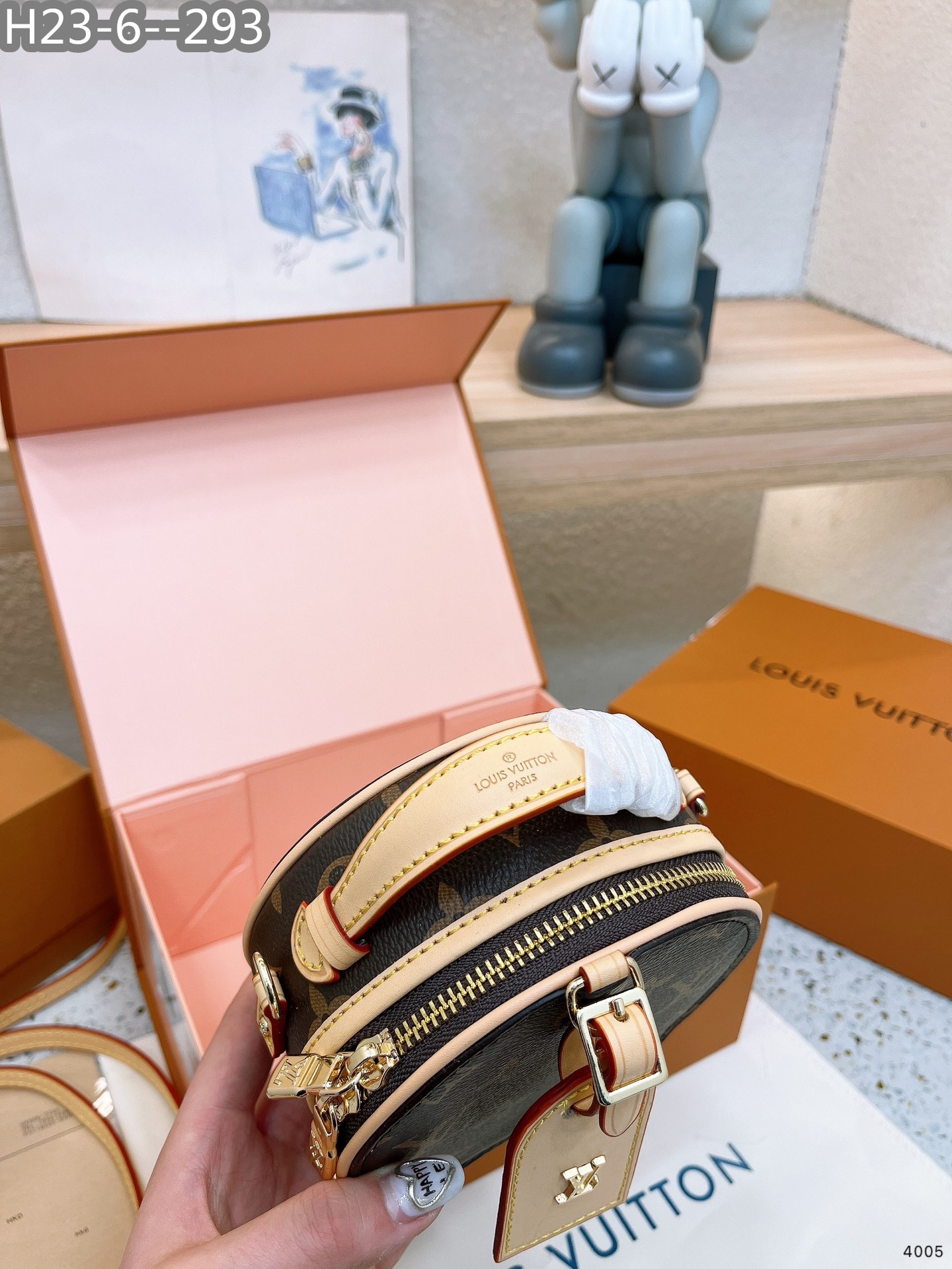 LV PETITE BOITE CHAPEAU BEIGE AND BROWN 13CM