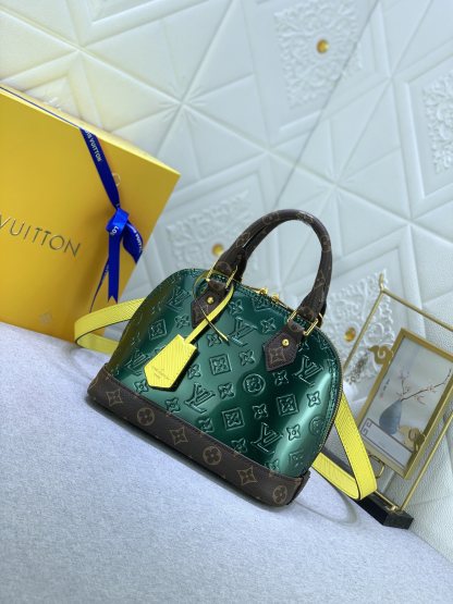 LV ALMA BB MONOGRAM VERNIS DEEP GREEN 25CM