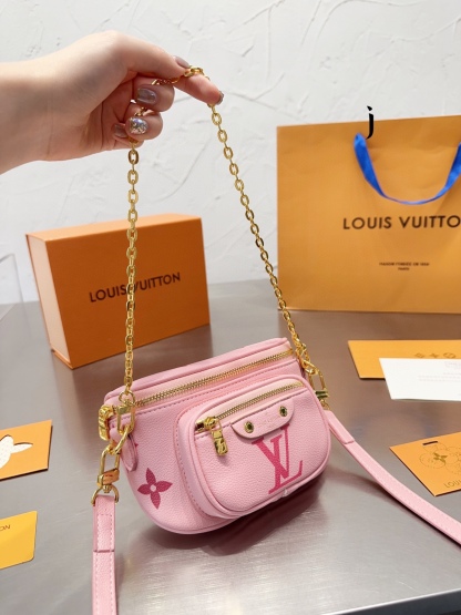 LV MINI BUMBAG NEUTRAL 18CM M82208
