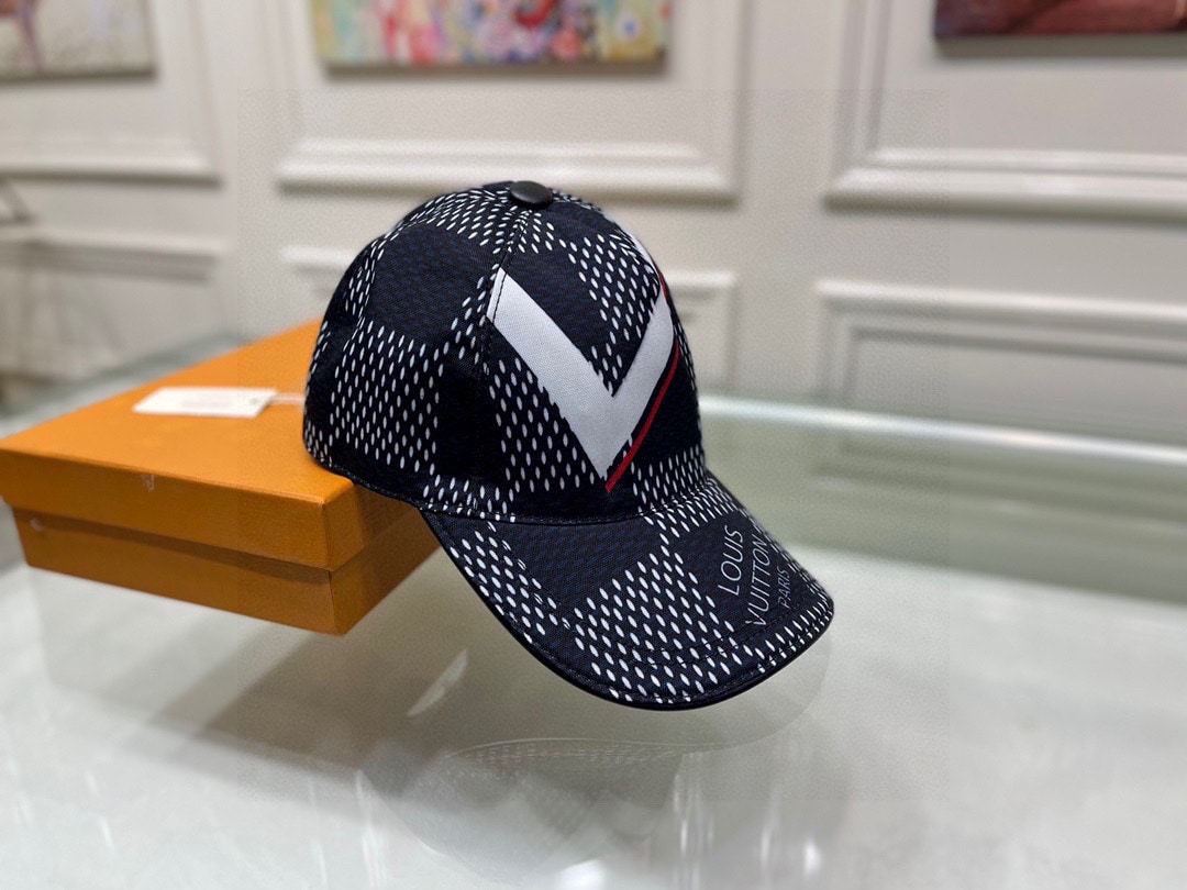 LV DAMIER AZUR CAP BLACK