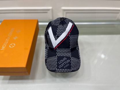 LV DAMIER AZUR CAP BLACK