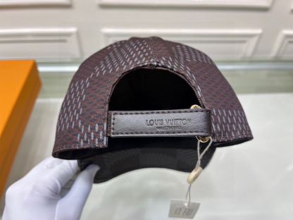 LV DAMIER AZUR CAP BROWN