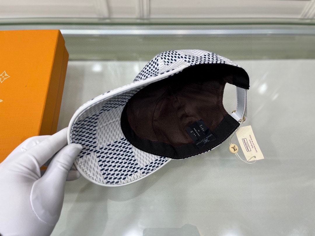 LV DAMIER AZUR CAP WHITE