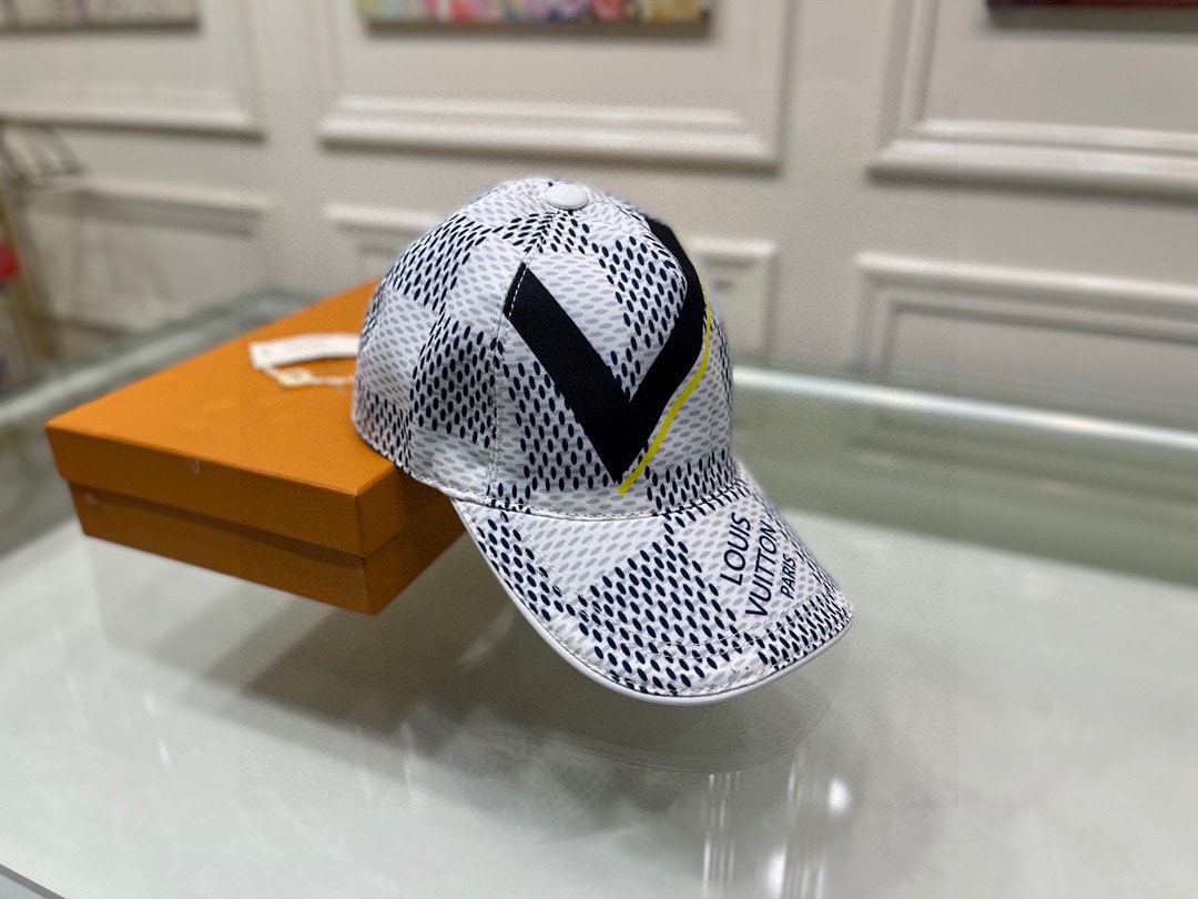 LV DAMIER AZUR CAP WHITE