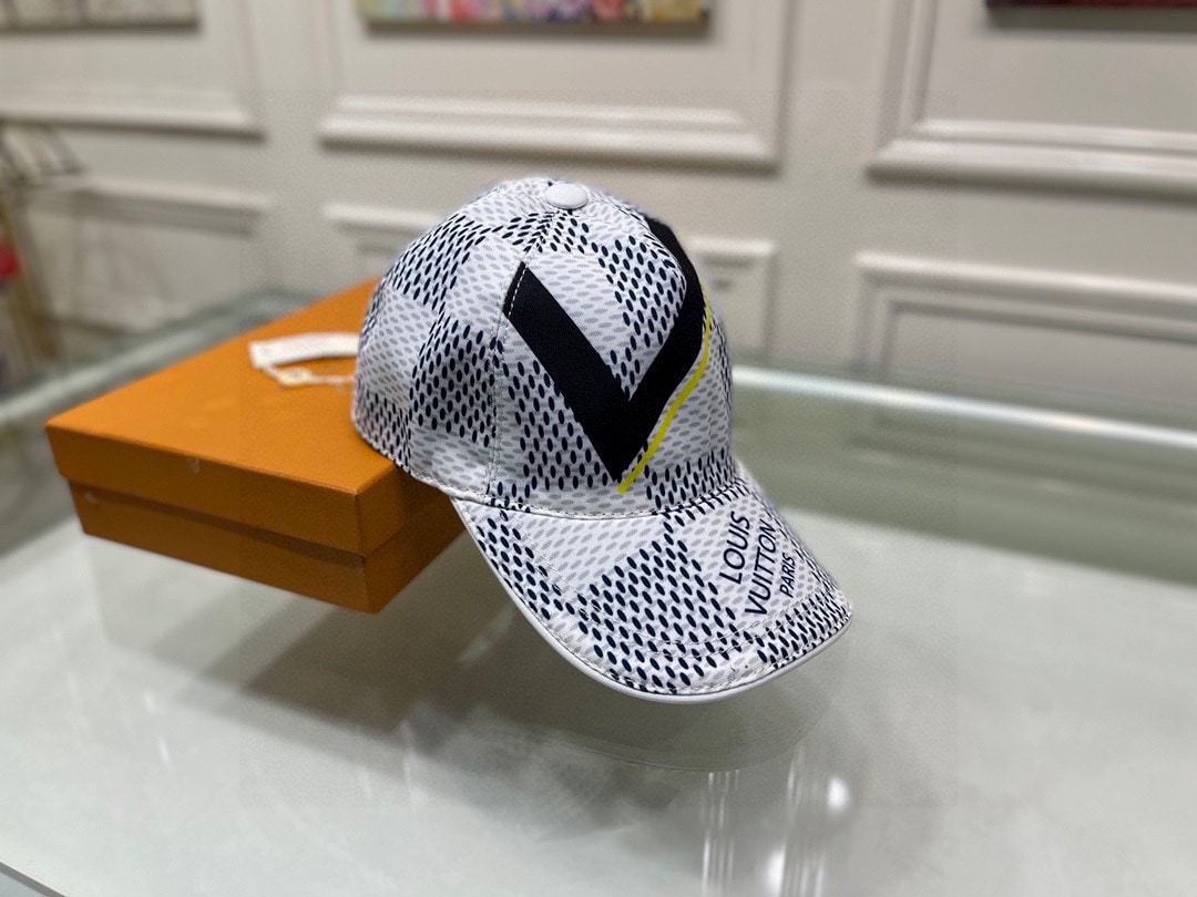 LV DAMIER AZUR CAP WHITE