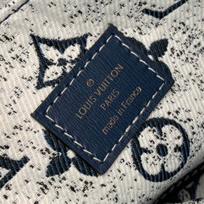 ONTHEGO MM M59608 Denim Leather Bag Navy Blue