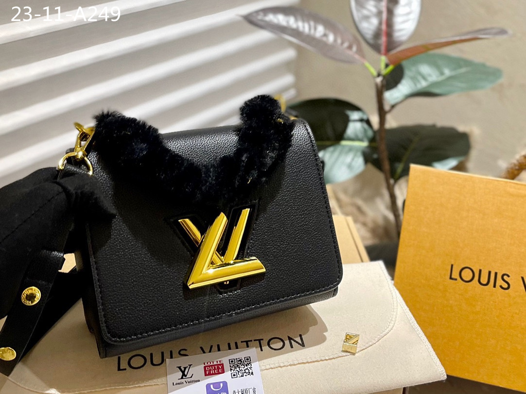 LV TWIST BAG WITH FUR HANDLE BLACK 19CM
