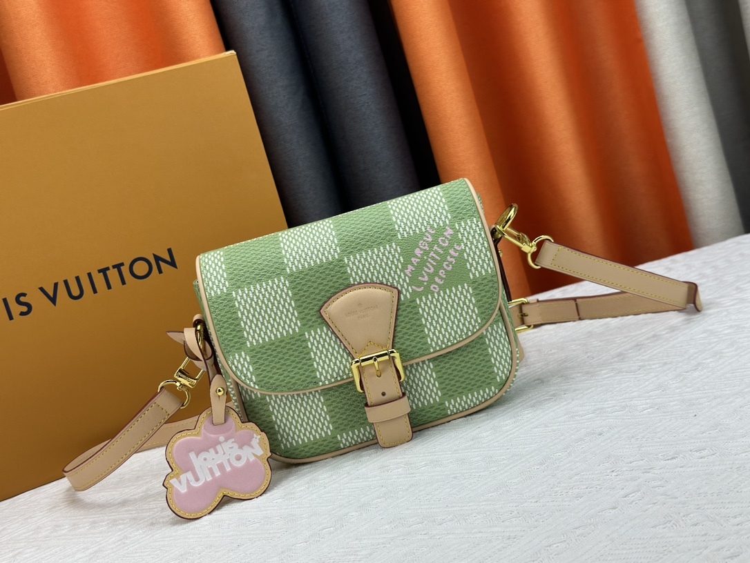 LV MONTSOURIS MESSENGER BAG GREEN 20CM N40665