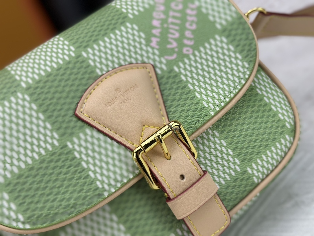 LV MONTSOURIS MESSENGER BAG GREEN 20CM N40665