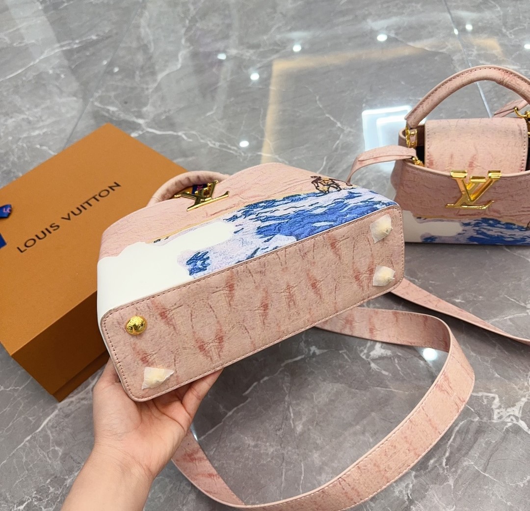 LV CAPUCINES MM BAG 27CM M23842