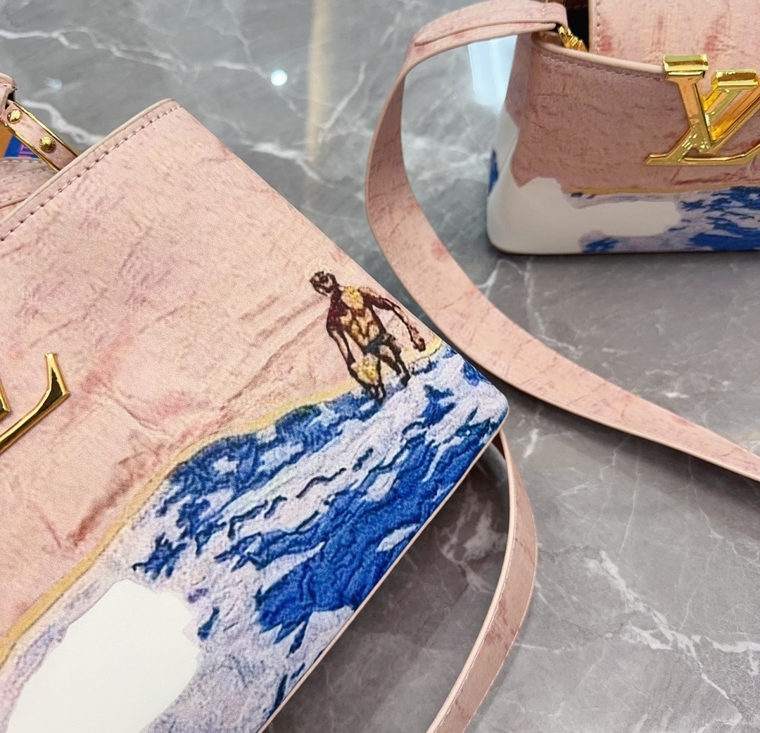 LV CAPUCINES MM BAG 27CM M23842