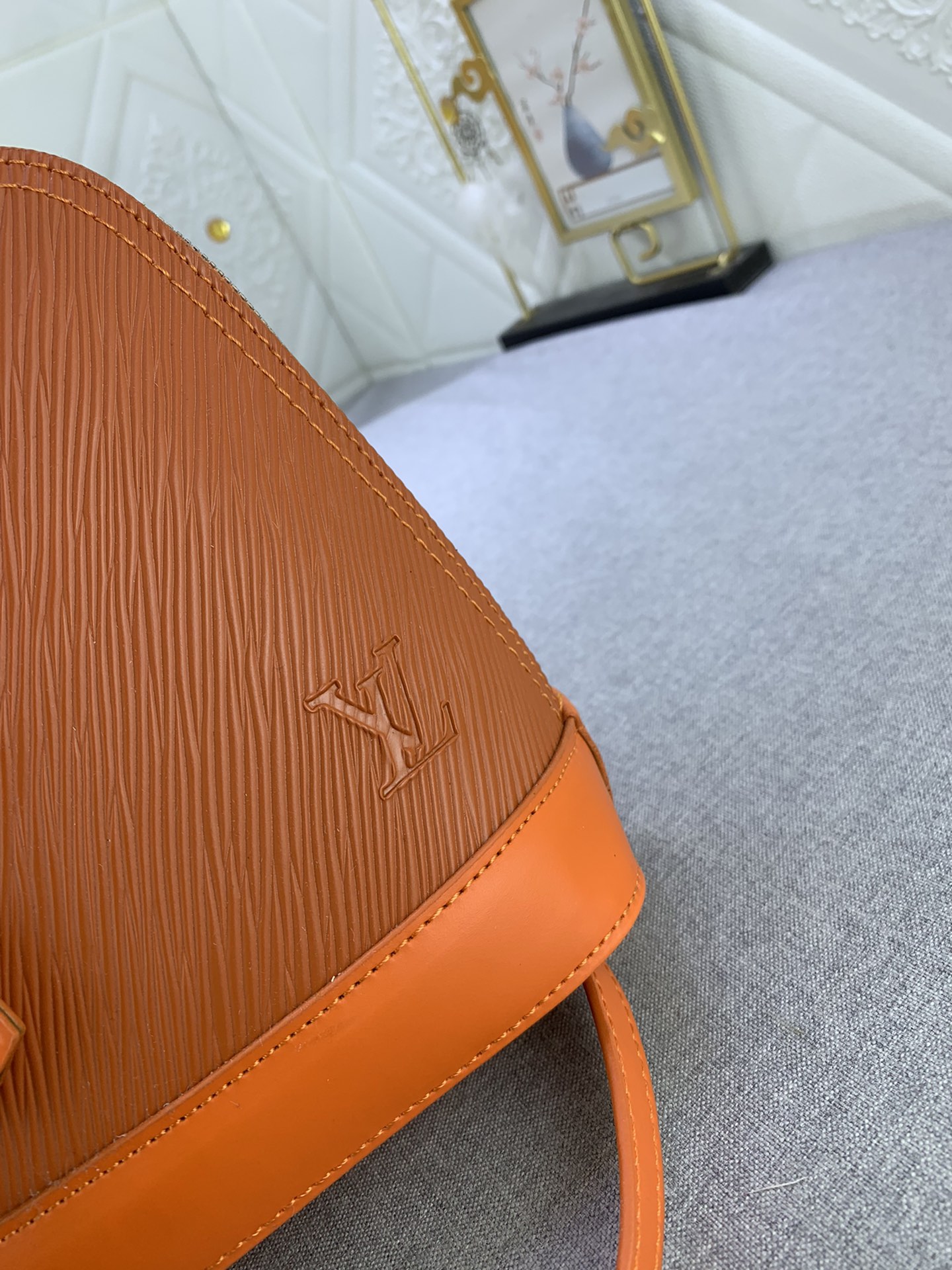 LV ALMA BACKPACK EPI LEATHER ORANGE 20CM M25104
