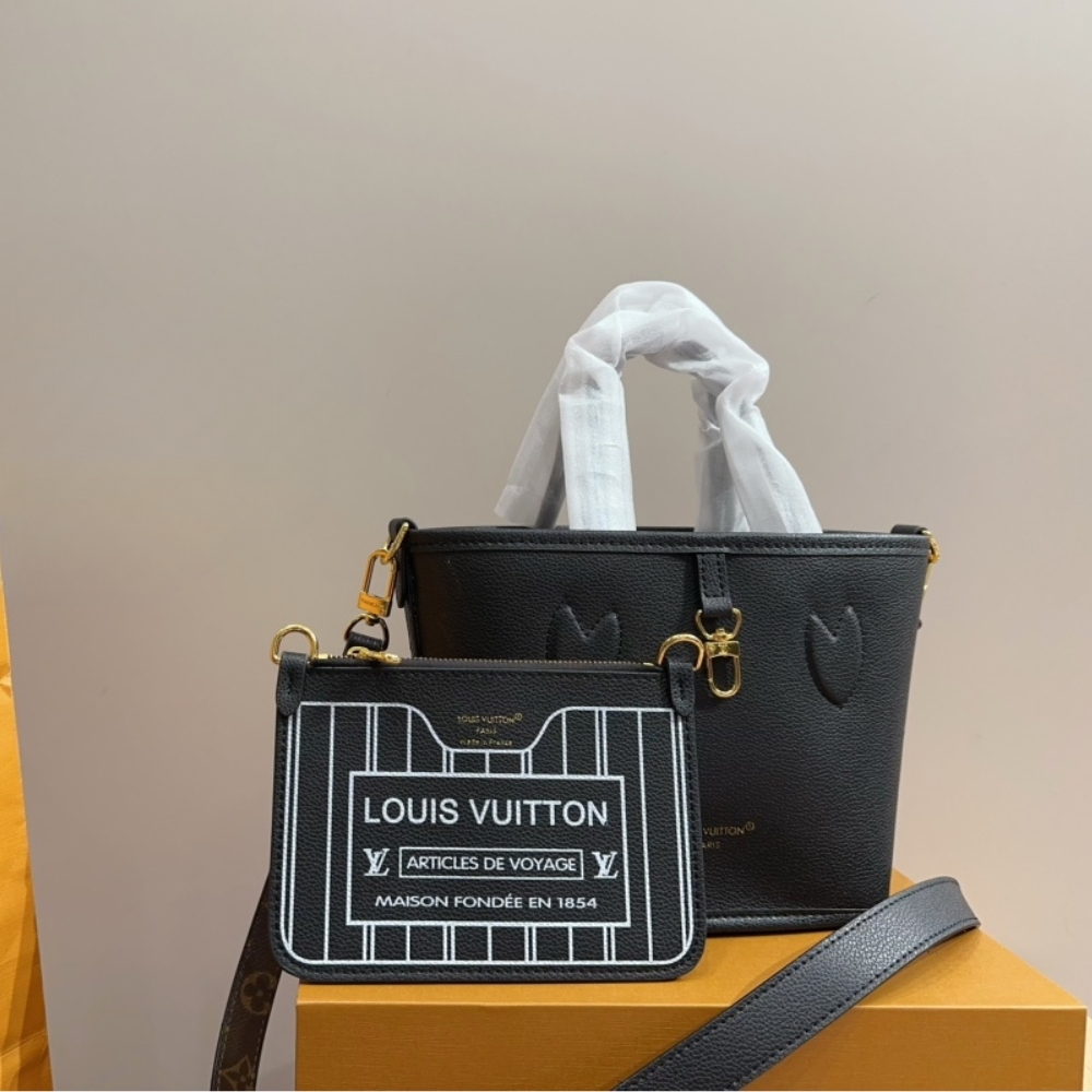 LV NEVERFULL BANDOULIÈRE INSIDE OUT BB MONOGRAM BLACK 19CM