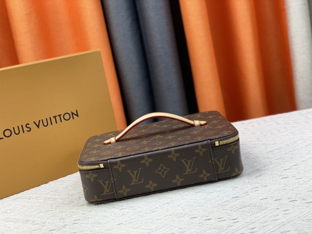 LV NICE JEWELRY CASE MONOGRAM 24CM M43449