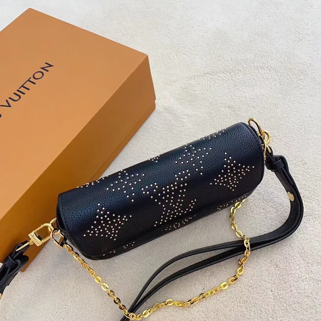 LV WALLET ON CHAIN IVY BLACK 22CM M82653