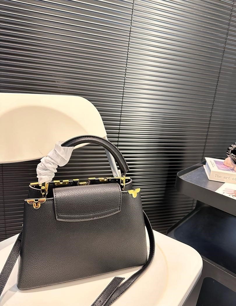 LV CAPUCINES MM BAG BLACK 27CM M54663