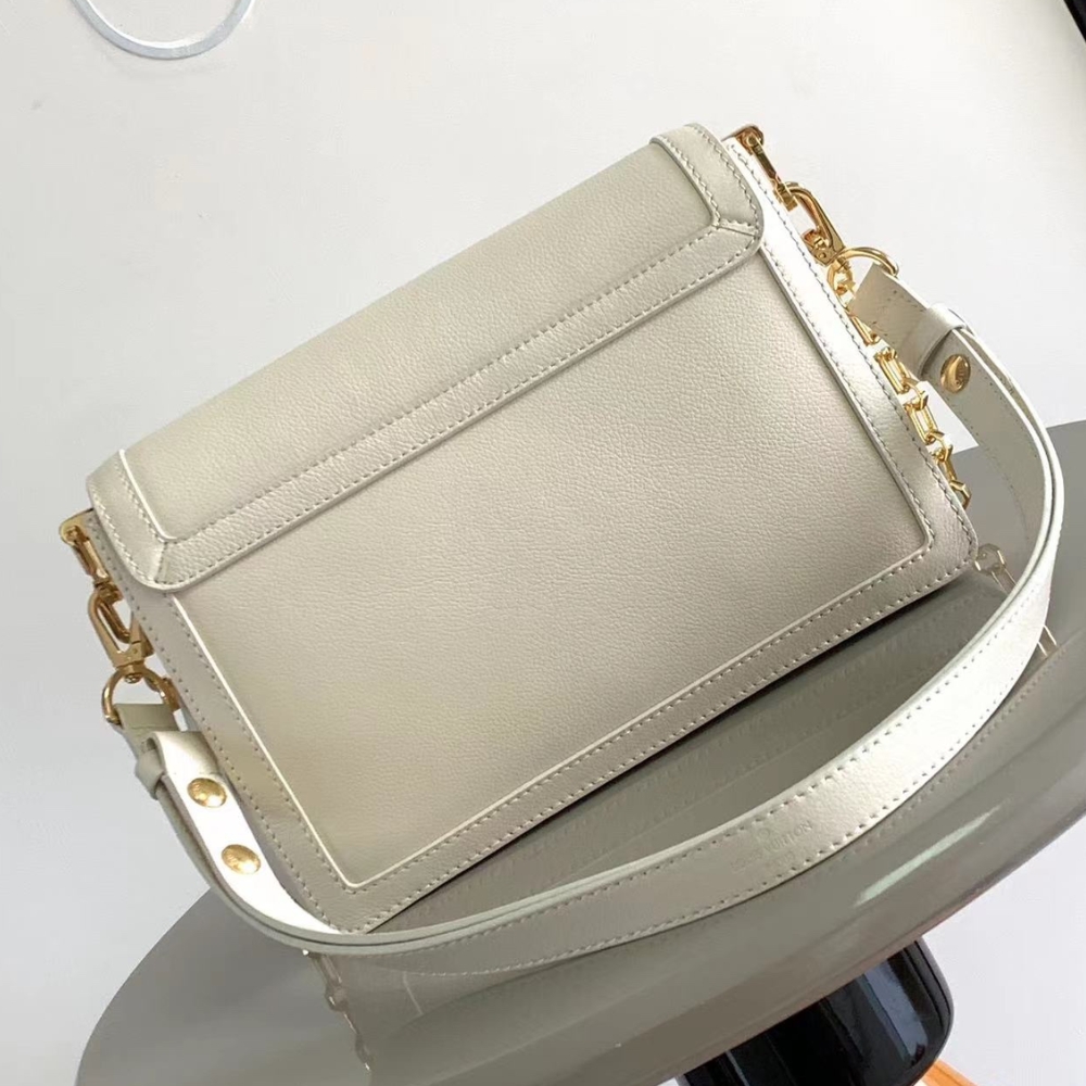 LV DAUPHINE SOFT MM CALFSKIN WHITE 24CM M25050