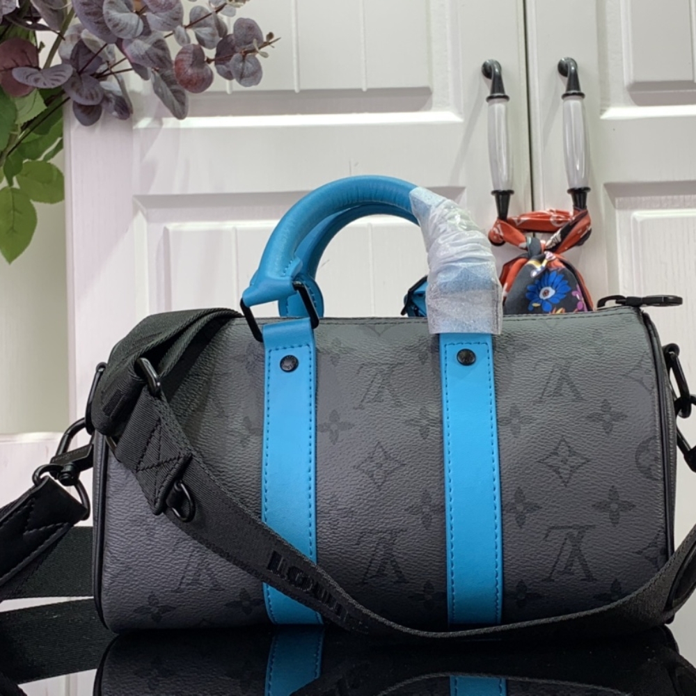 LV KEEPALL BANDOULIÈRE 25 MONOGRAM ECLIPSE REVERSE TURQUOISE 25CM M11645