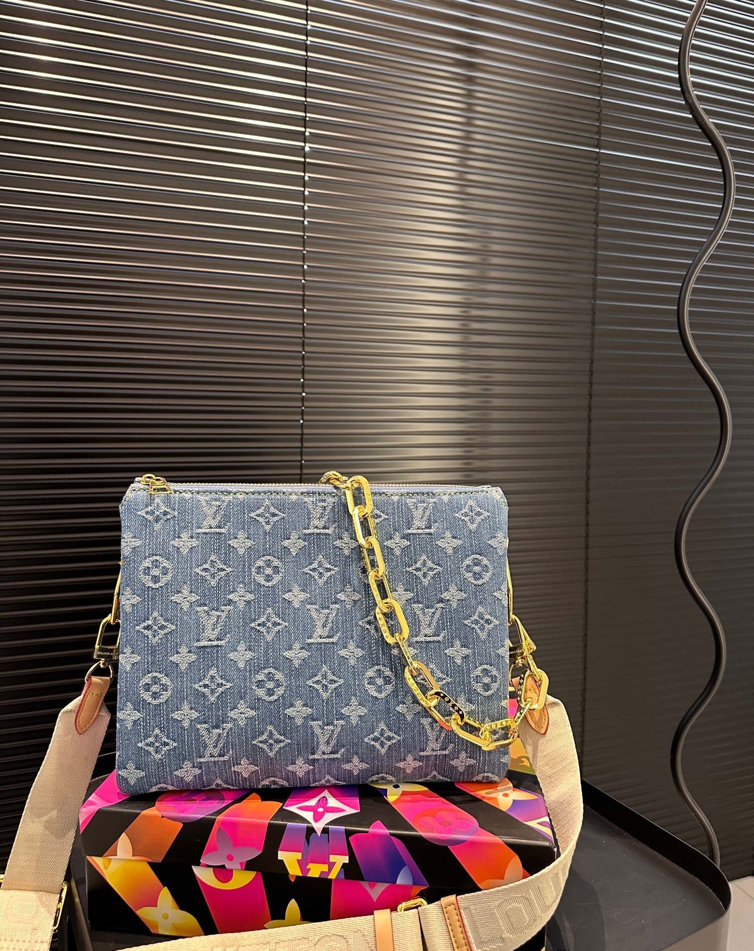 LV COUSSIN PM BAG DENIM BLUE 26CM M24564