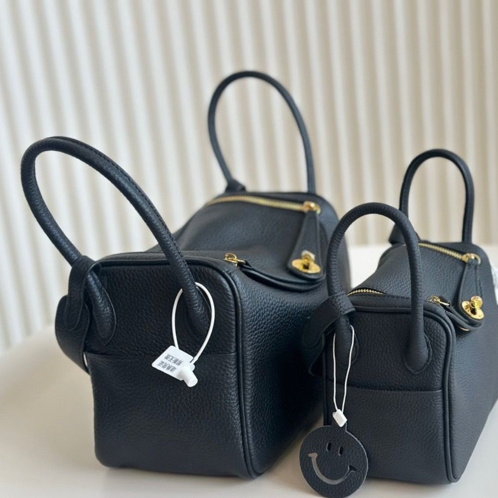 HM LINDY 26 BAG BLACK 26CM