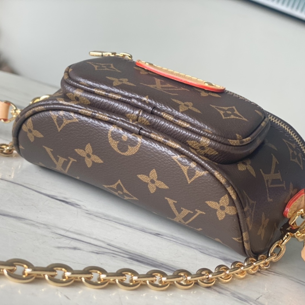 LV MINI BUMBAG BAG MONOGRAM CANVAS 17CM M82335