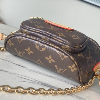 LV MINI BUMBAG BAG MONOGRAM CANVAS 17CM M82335