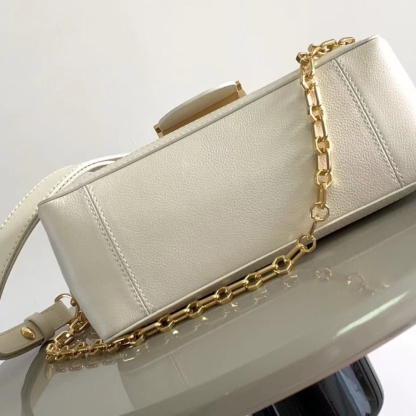 LV DAUPHINE SOFT MM CALFSKIN WHITE 24CM M25050