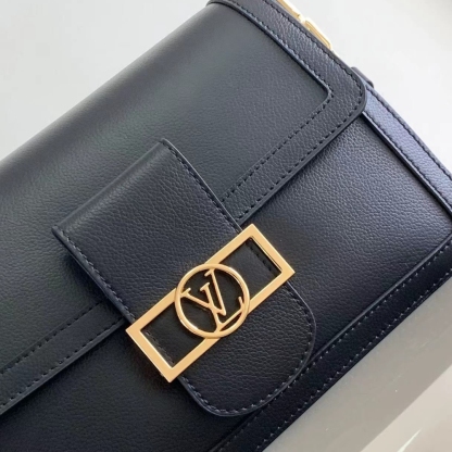 LV DAUPHINE SOFT MM CALFSKIN BLACK 24CM M25209