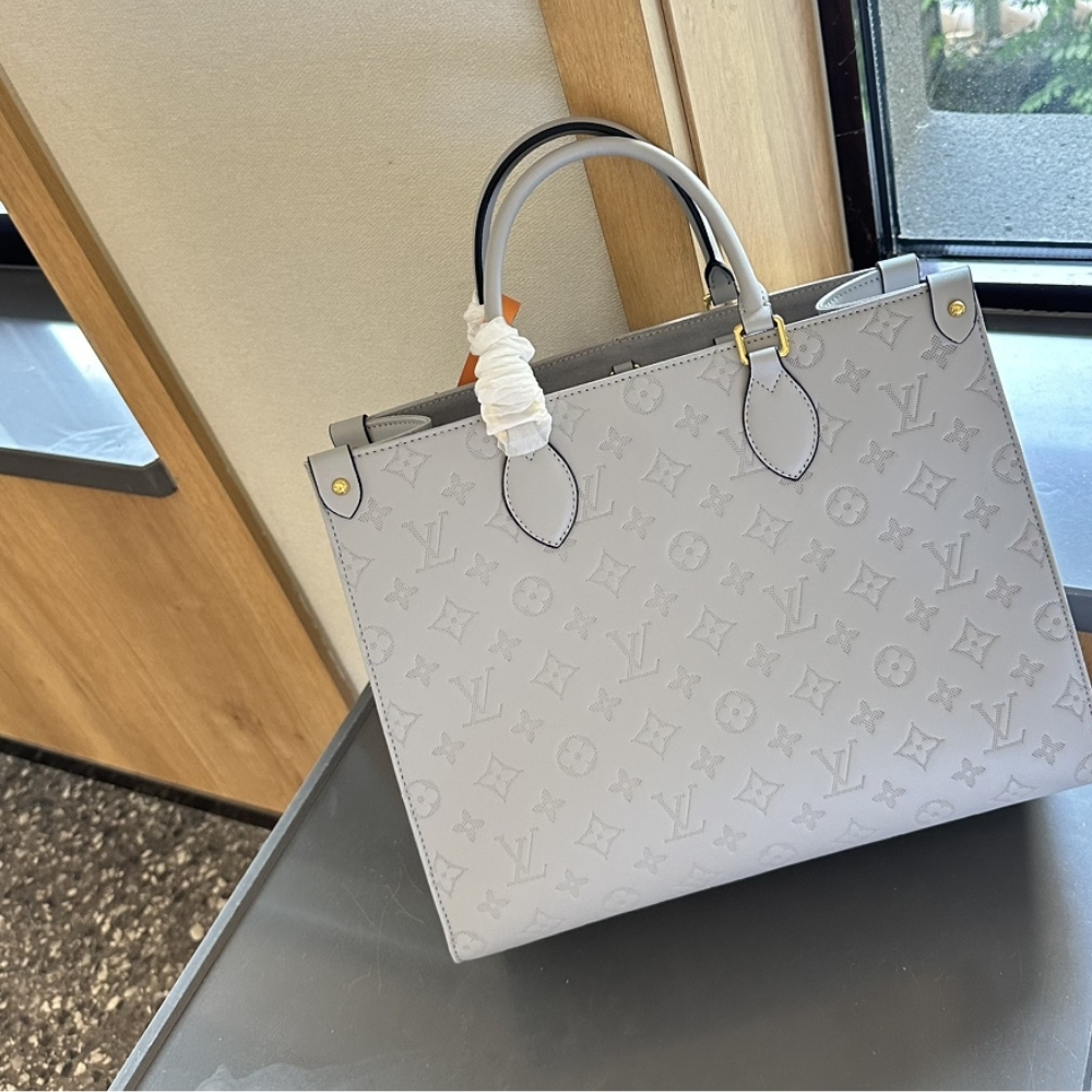 LV ON THE GO MM GREY 35CM