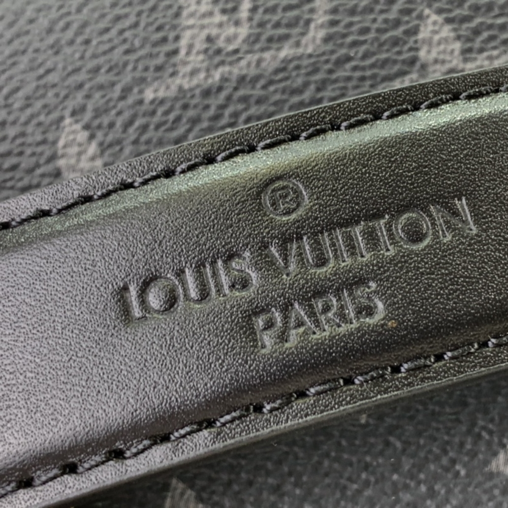 LV TOILETRY BAG MONOGRAM ECLIPSE CANVAS BLACK 24CM M11508