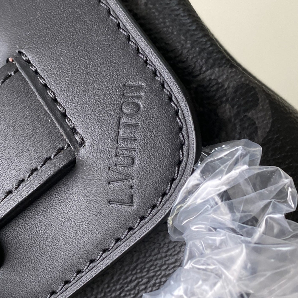 LV STEAMER PM MONOGRAM ECLIPSE CANVAS BLACK 25CM M46953