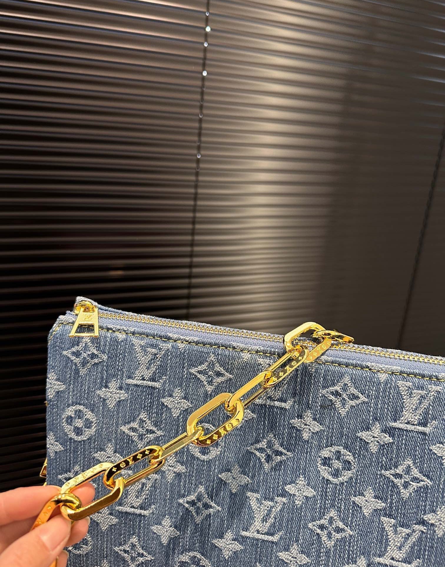 LV COUSSIN PM BAG DENIM BLUE 26CM M24564