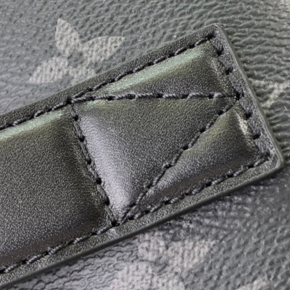 LV TOILETRY BAG MONOGRAM ECLIPSE CANVAS BLACK 24CM M11508