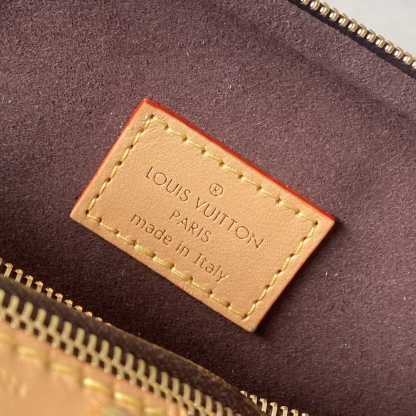 LV MINI BUMBAG BAG MONOGRAM CANVAS 17CM M82335