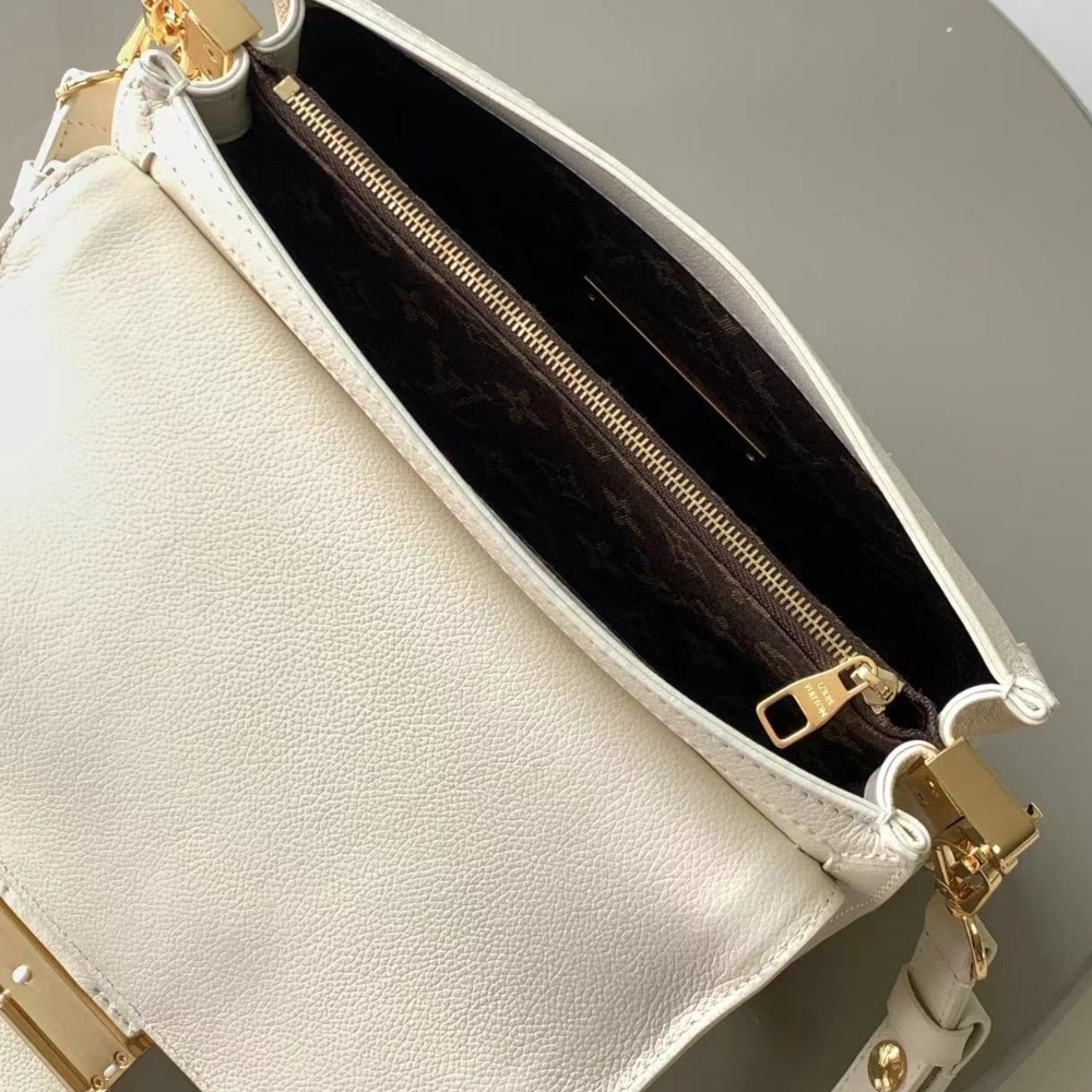 LV DAUPHINE SOFT MM CALFSKIN WHITE 24CM M25050