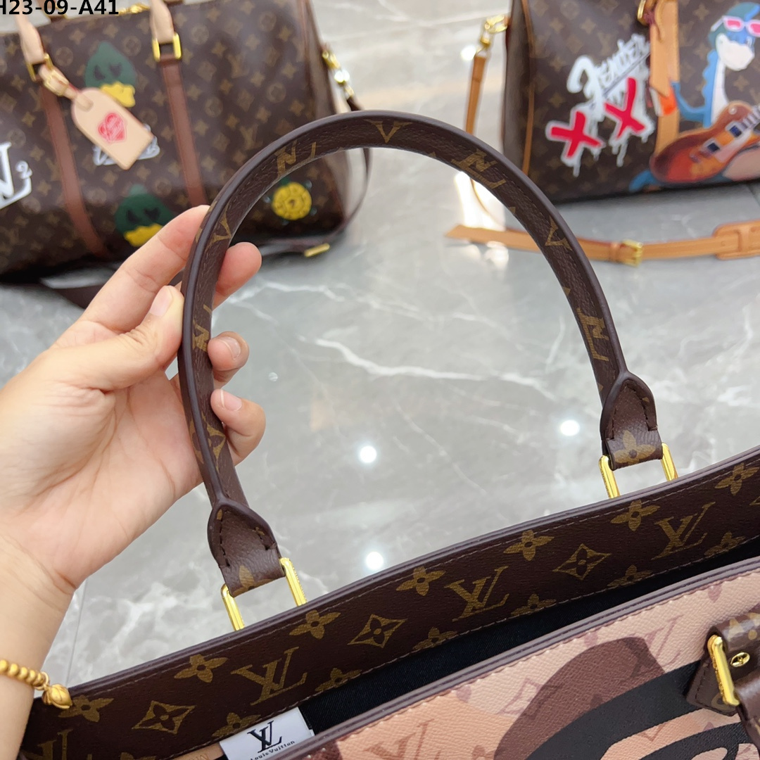 LV SAC PLAT NV BROWN 39CM M46679