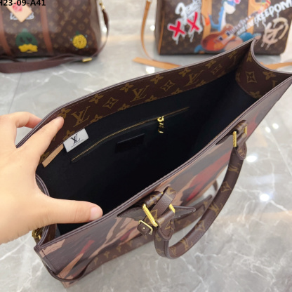 LV SAC PLAT NV BROWN 39CM M46679