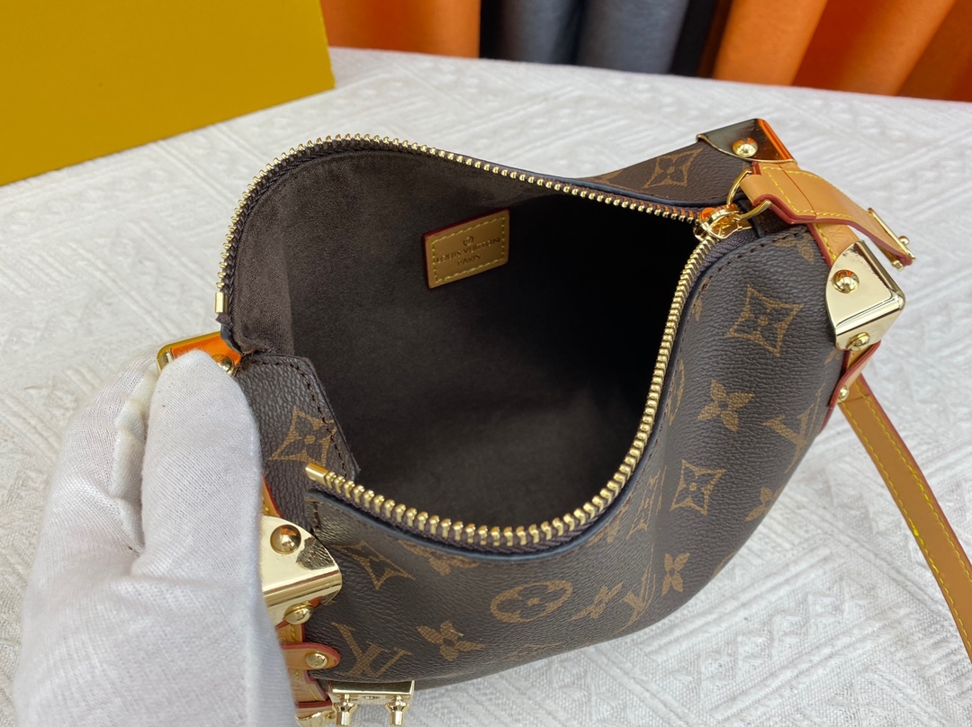 LV SIDE TRUNK MONOGRAM 21CM