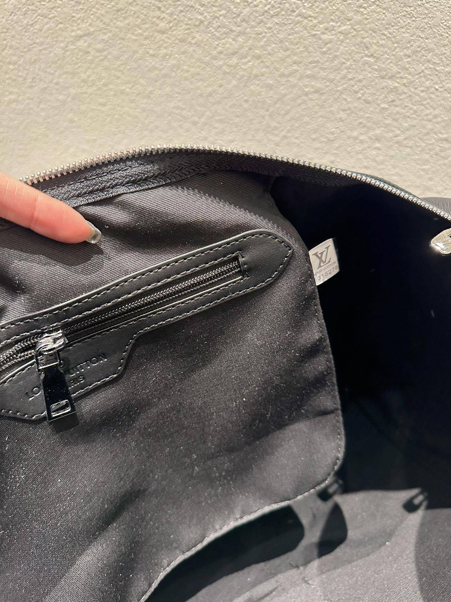 LV KEEPALL BANDOULIÈRE 50 BLACK M44810