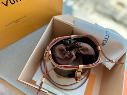 LV NOÉ PURSE BROWN AND BEIGE NOÉ PURSE 12CM M57099