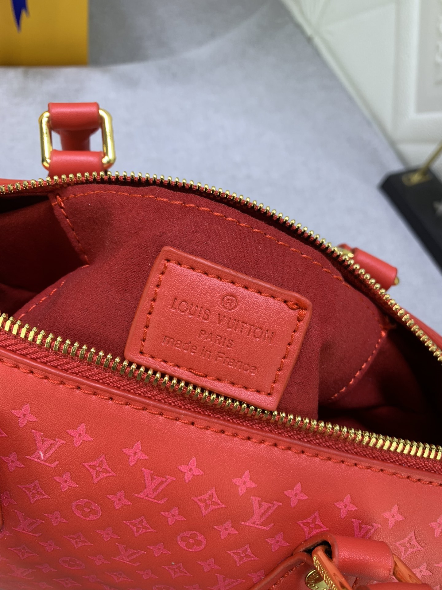 LV SPEEDY BANDOULIÈRE 20 RED M22286