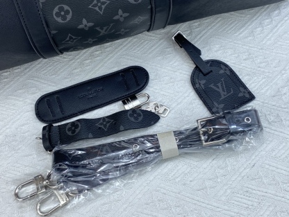 LV KEEPALL BANDOULIÈRE 50CM BLACK M59712