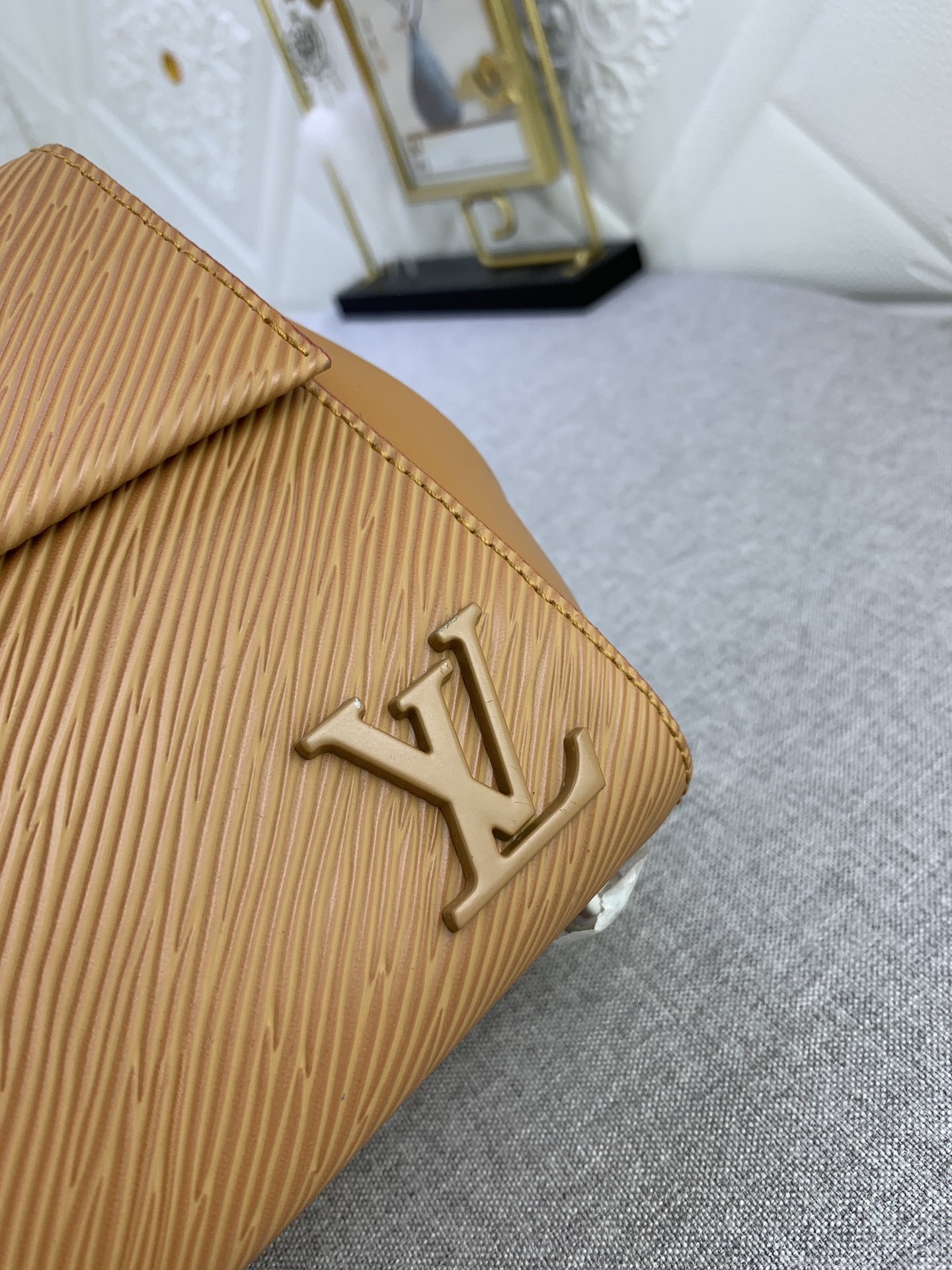 LV CLUNY MINI BROWN 20CM M58931
