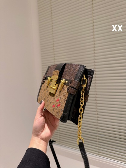 LV TRUNK CLUTCH MONOGRAM CANVAS HANDBAGS BROWN 20CM M43596